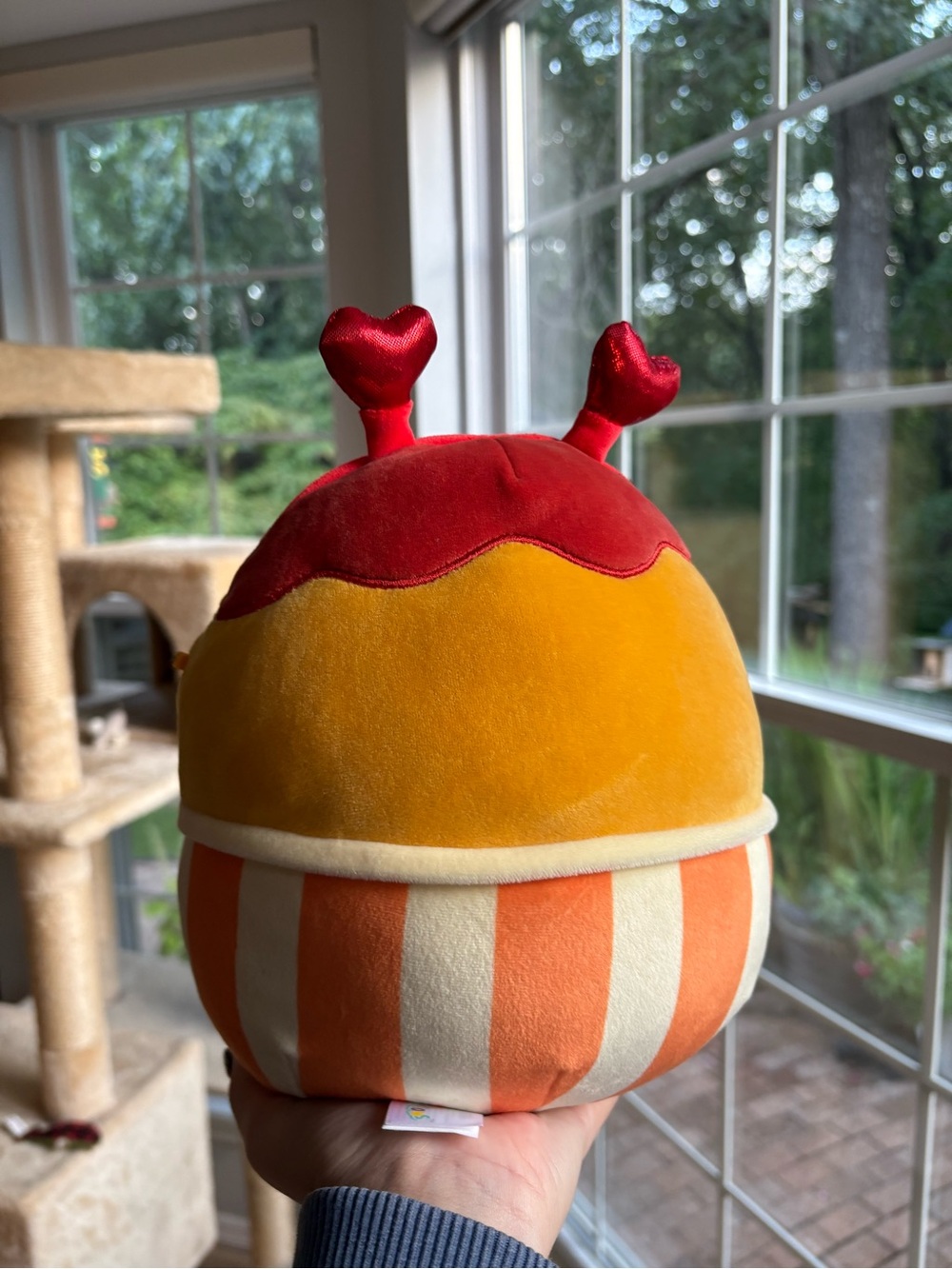 Nester the chicken nugget Squishmallow valentines edition NWOT 8in - Picture 3 of 4